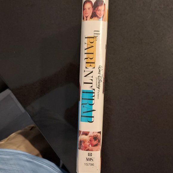 Walt Disney The Parent Trap VHS - Picture 2 of 5
